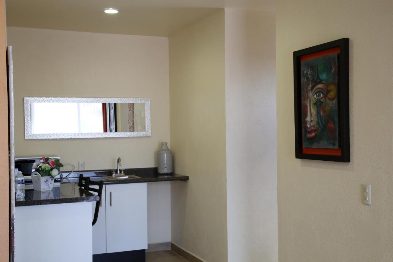 Hotel Plaza Bernal Ngoại thất bức ảnh