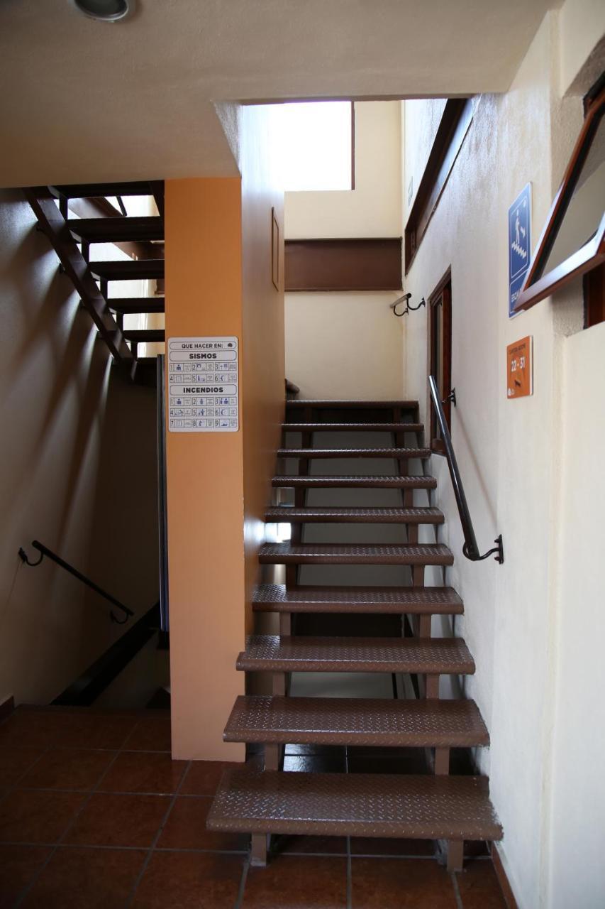 Hotel Plaza Bernal Ngoại thất bức ảnh